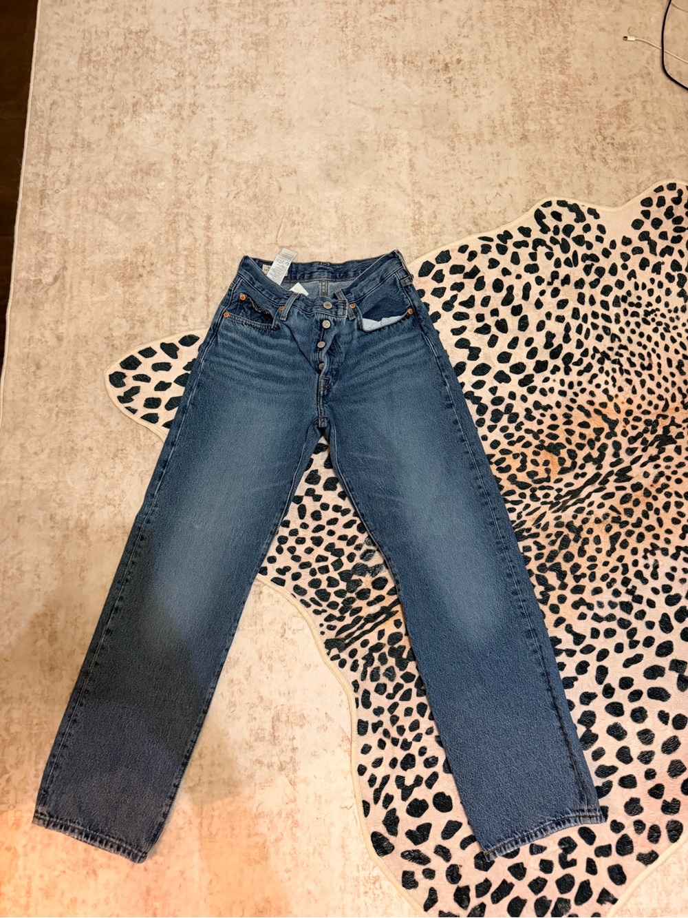 Levi’s Dark Wash 501’s Straight Jean